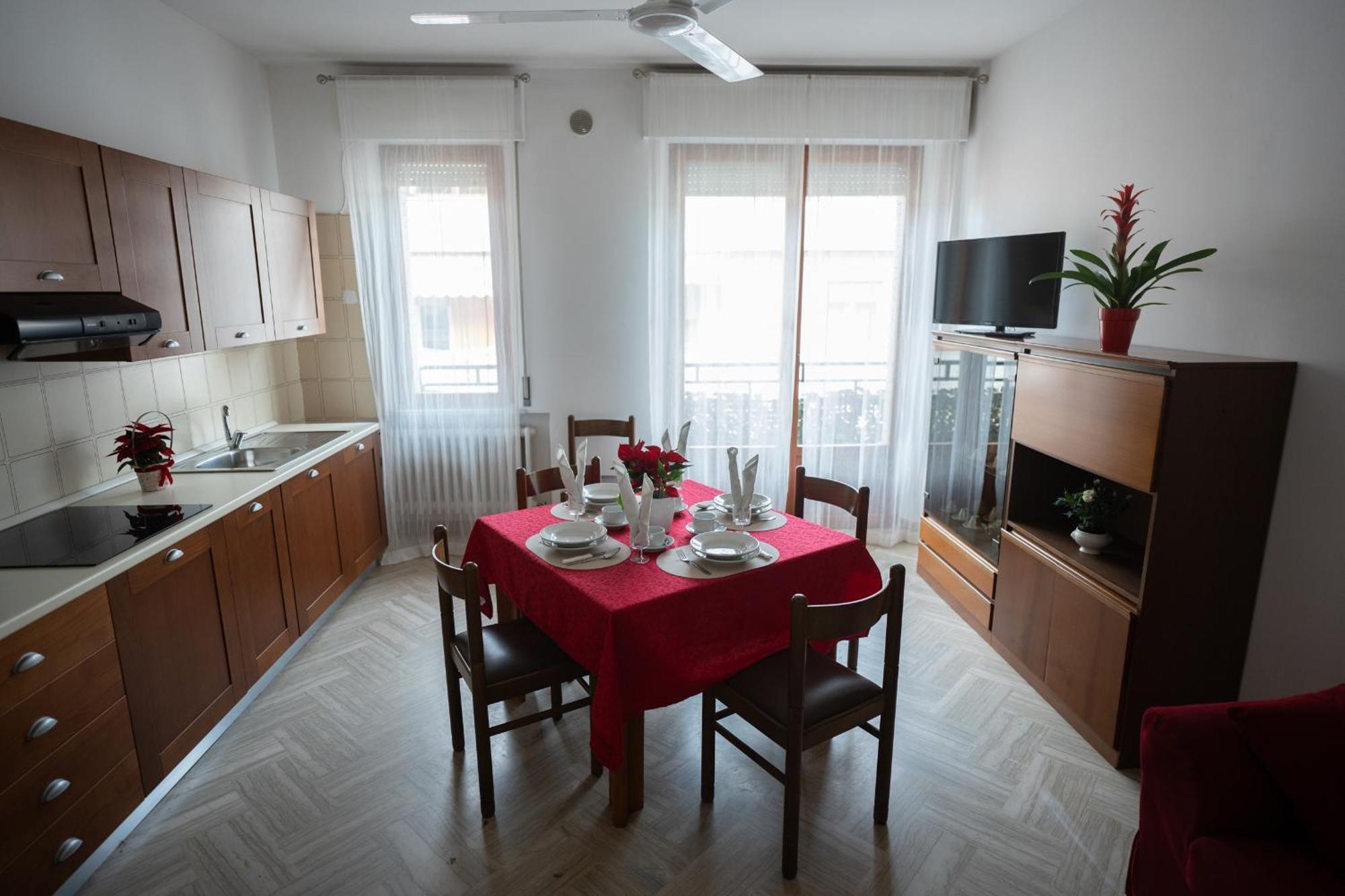 Residence Europa Alba Adriatica Esterno foto