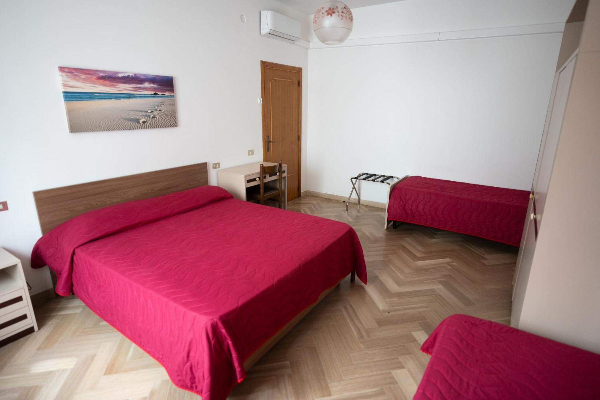 Residence Europa Alba Adriatica Esterno foto