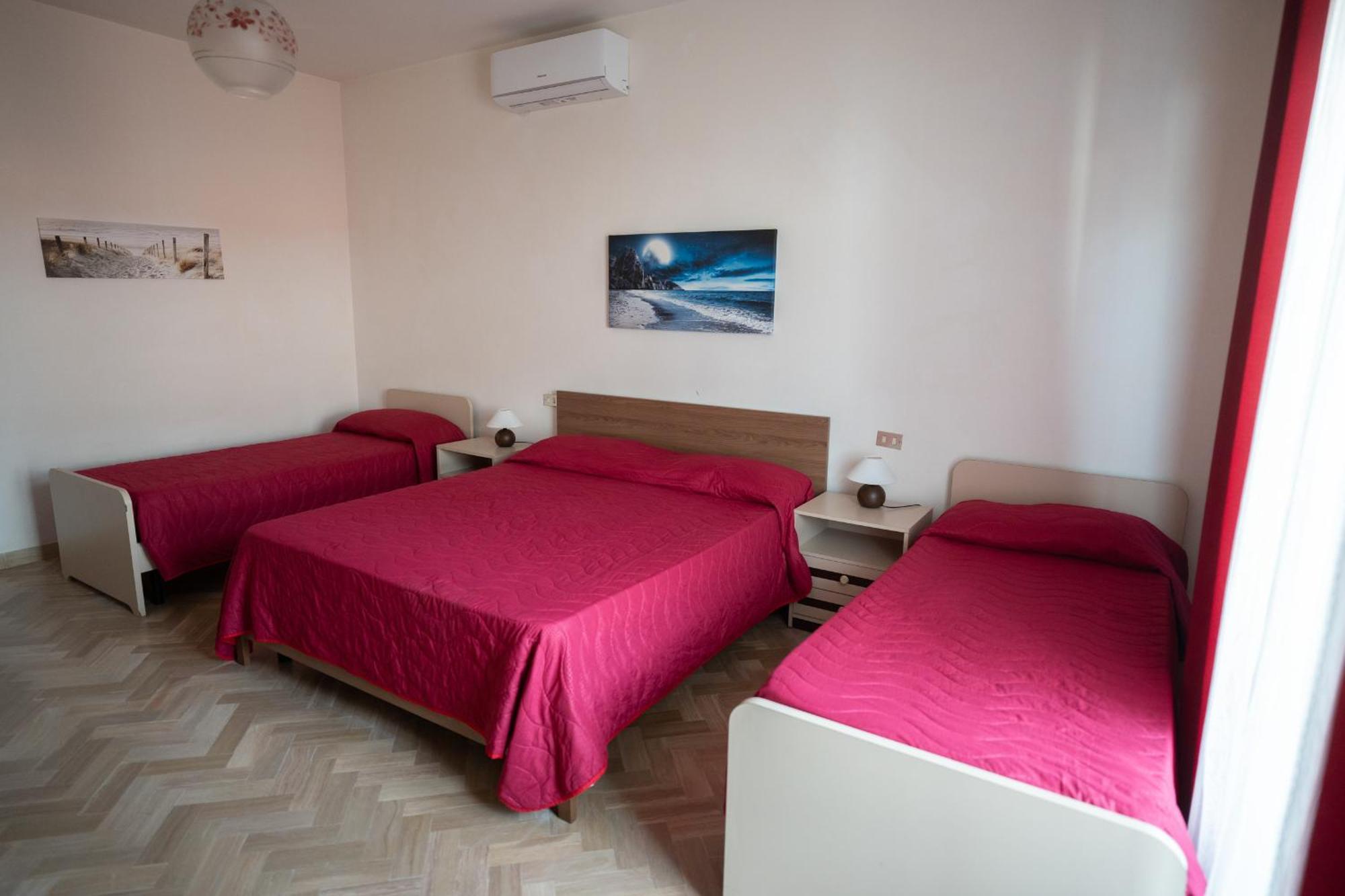 Residence Europa Alba Adriatica Esterno foto